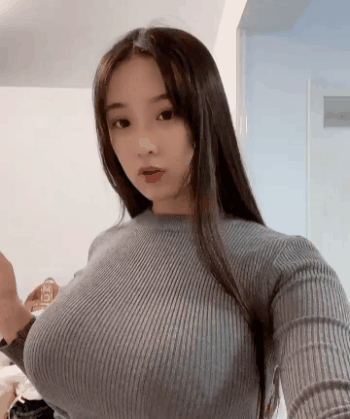 请花个1-2秒给老司机加加油下面的小卡片就点那么一下下    稍微加载