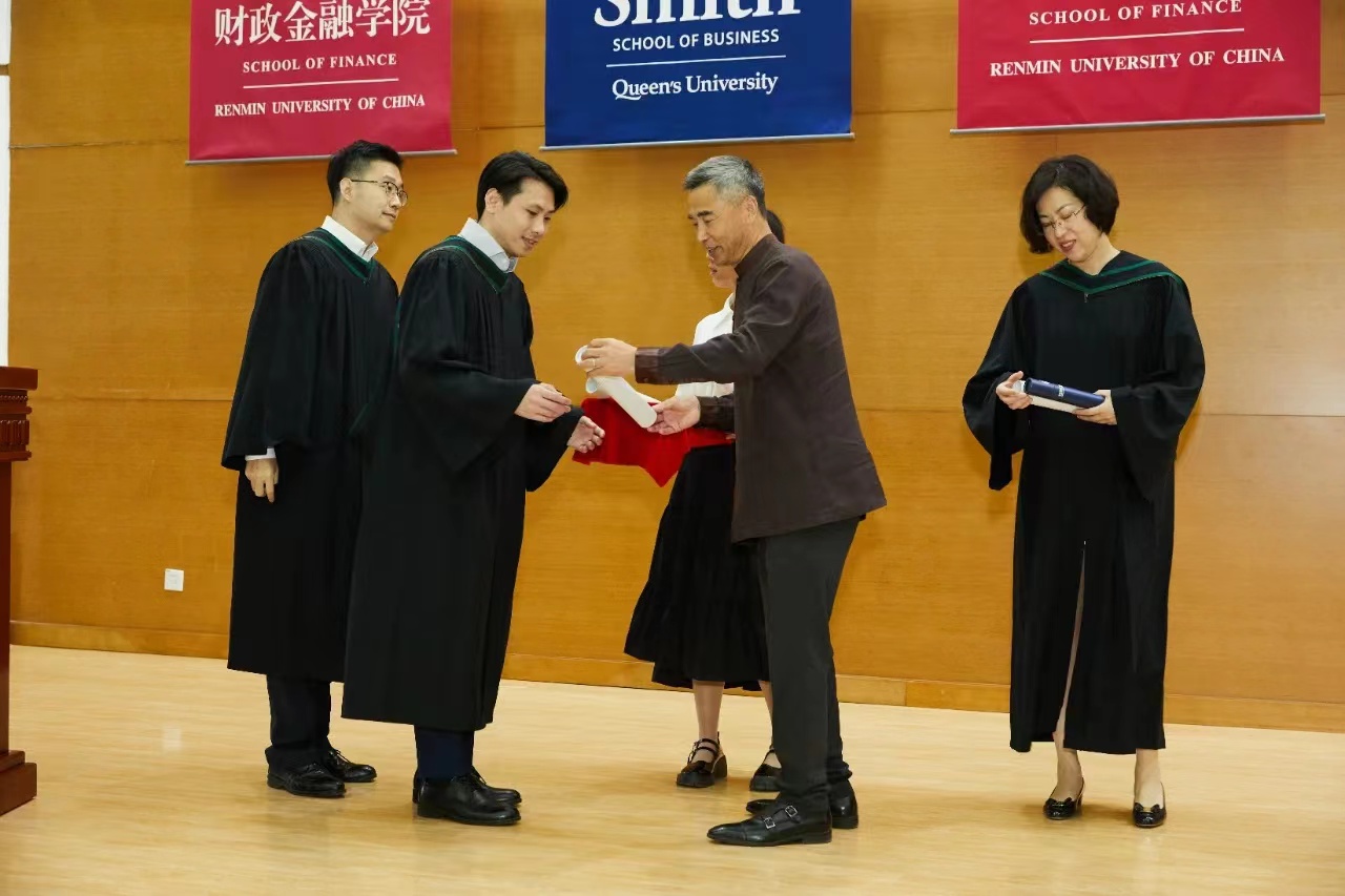 人民大学中外合作办学_人大女王金融硕士——国际顶尖的金融硕士学位等你来拿