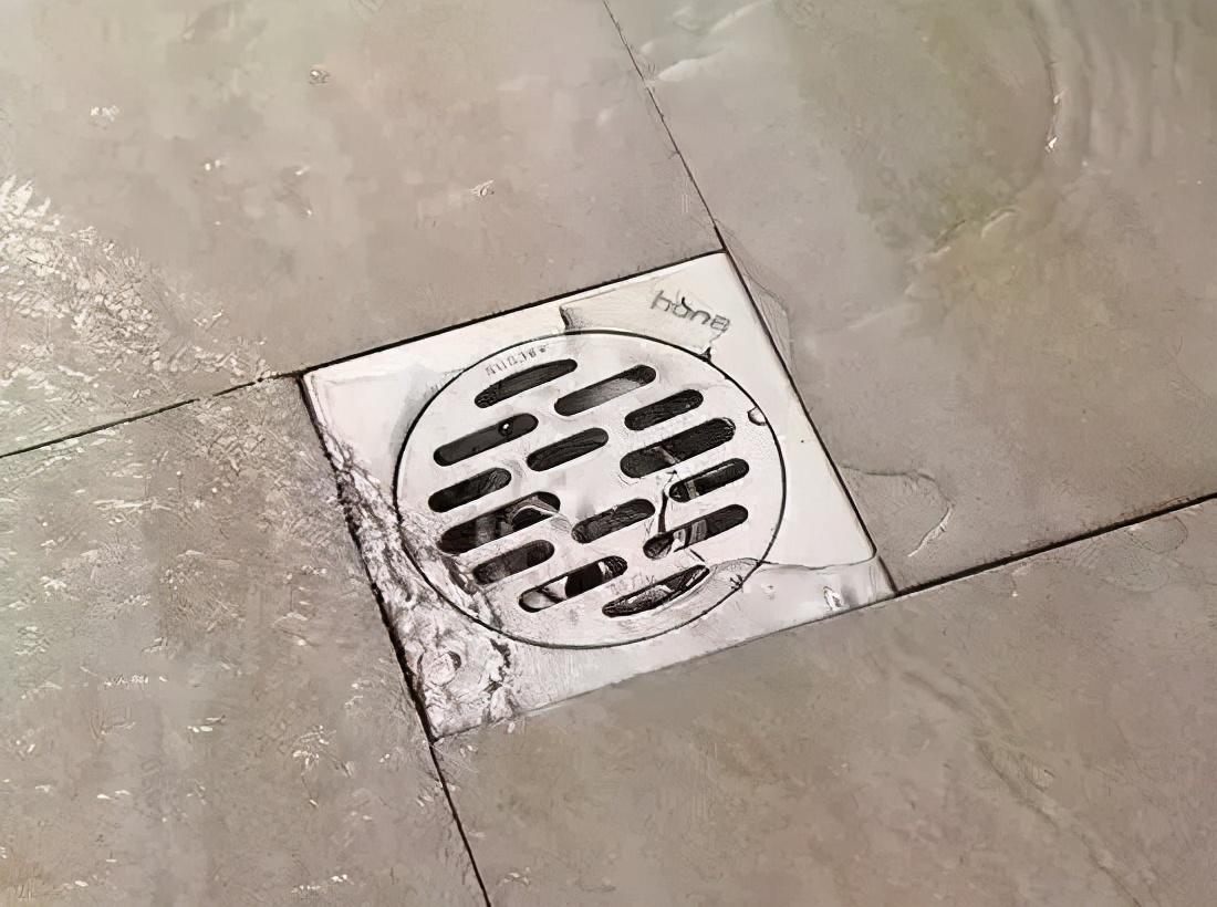 gitclone速度慢卫生间地漏下水速度慢那是周边瓷砖没贴好