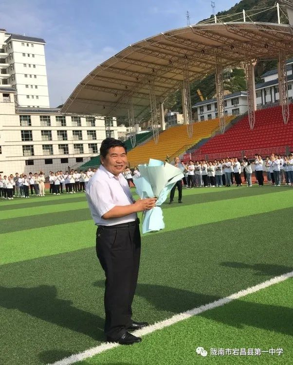 宕昌一中2021高考成绩查询2020届毕业生宕昌一中拍了拍你青春不散场