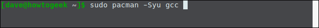 "sudo pacman -Syu gcc" in a terminal window.