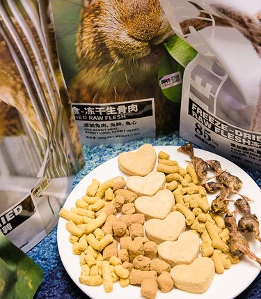 猫生骨肉冻干价格合理区间是多少？真正性价比高的生骨肉冻干推荐