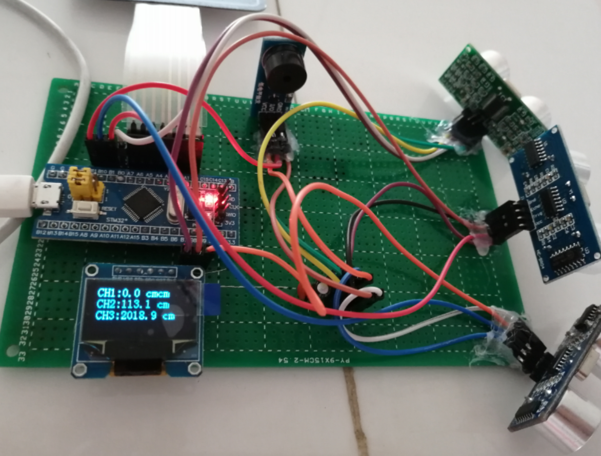 基于STM32设计的倒车雷达系统(超声波模块多方位测距应用)