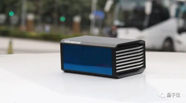 不管马斯克怎么说中国智能汽车激光雷达军备竞赛已经开始