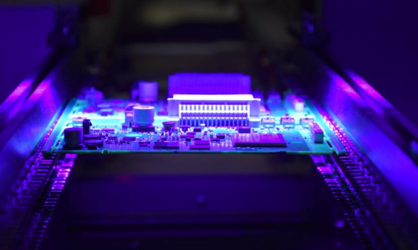 【光源实用案例】 UV-LED固化创新，让产线变得更丝滑