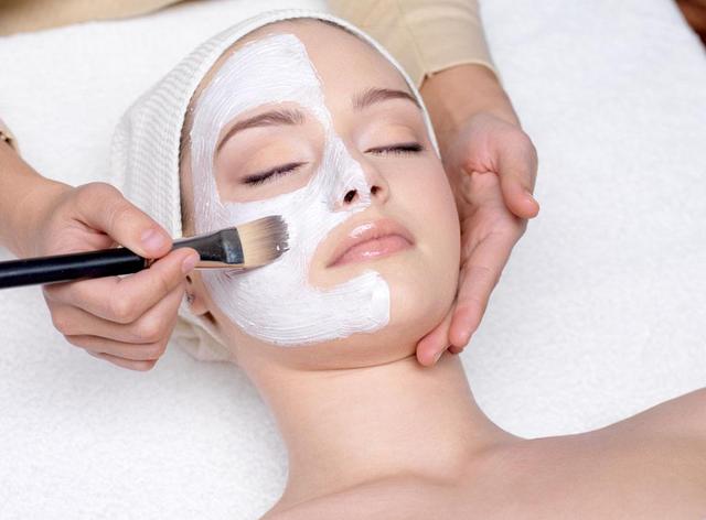 14怎么敷铜不了长细纹了怎么办可能是皮肤缺水了一起学学补水小技巧吧