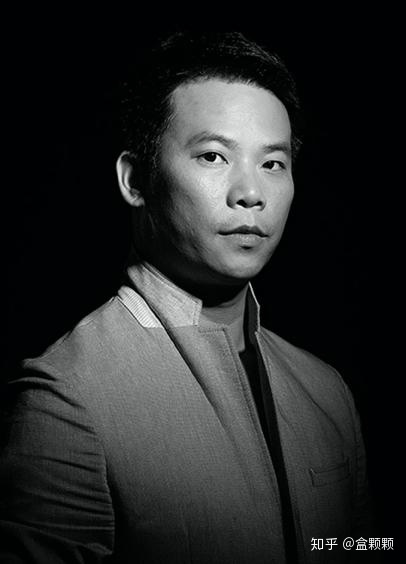 刘海渊灯光设计王佳鸣音响设计刘辉服装造型设计5令人"姨母笑"的反差