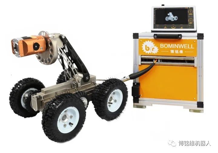 管道爬行机器人内部陀螺仪_深圳工人挖雨污管道被埋!