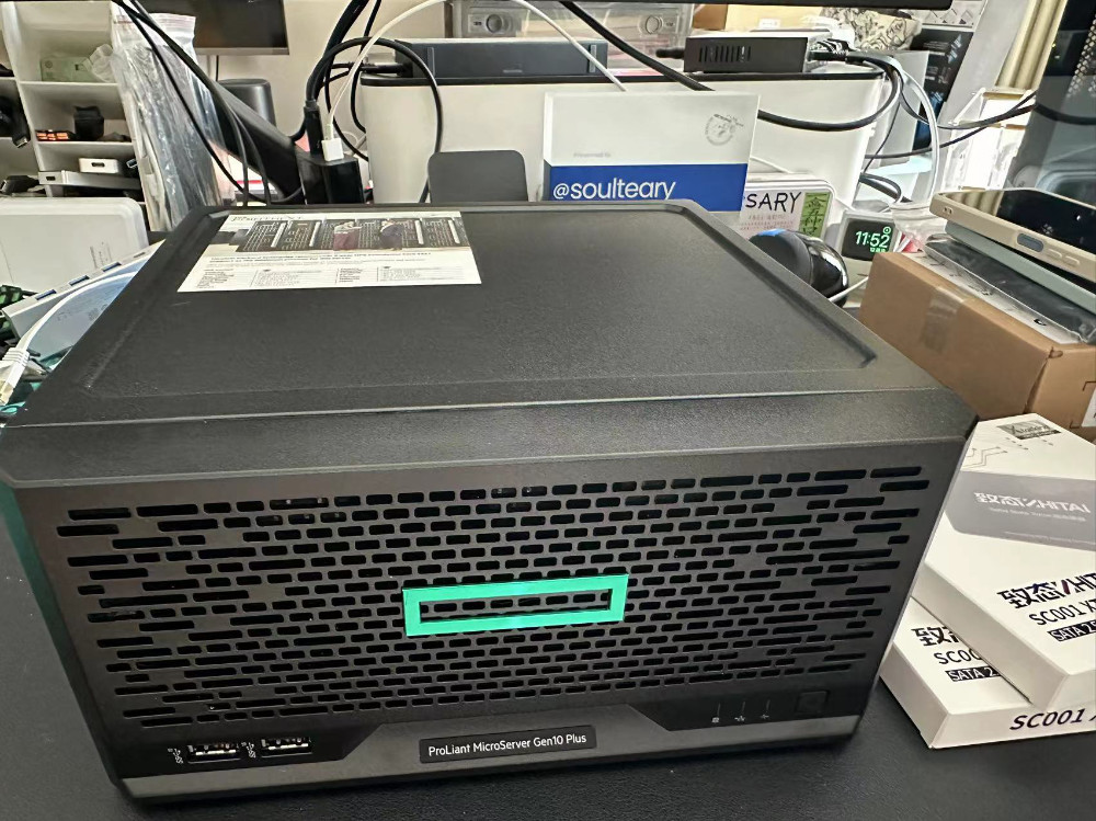 新入手的 HPE ProLiant MicroServer Gen10 Plus v2