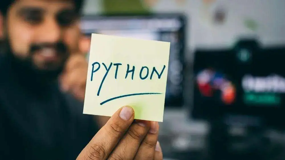 Python + 任何专业 = 王炸！（附保姆级详细学习路线）