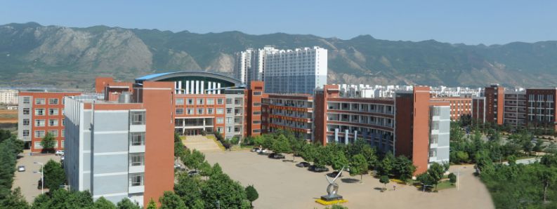 宣威高考2021年八中成绩查询,2020年宣威八中中考成绩升学率(中考喜报