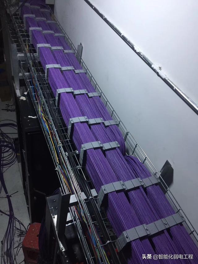 网络机柜图片看看国内弱电工程商的杰作不必德国工程师差51张施工图片