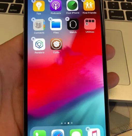 ios15.11越狱 6bc10784196e7ef7f28118d6a764a674.png