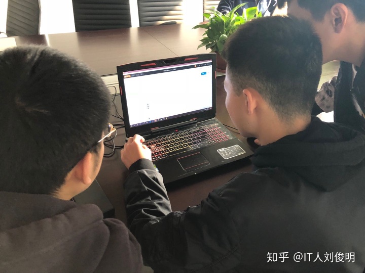 一个方法3000行代码是否规范_程序员一天写3000行代码是否可能