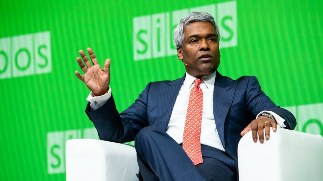 迎接他的是一个巨大挑战:上一任谷歌云首席执行官戴安妮·格林(diane