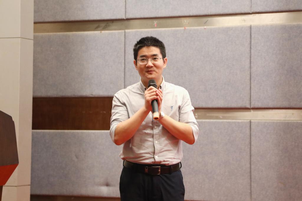 国防科技大学计算机学院徐凯杰出校友科研反哺母校刘新旺教授为我院