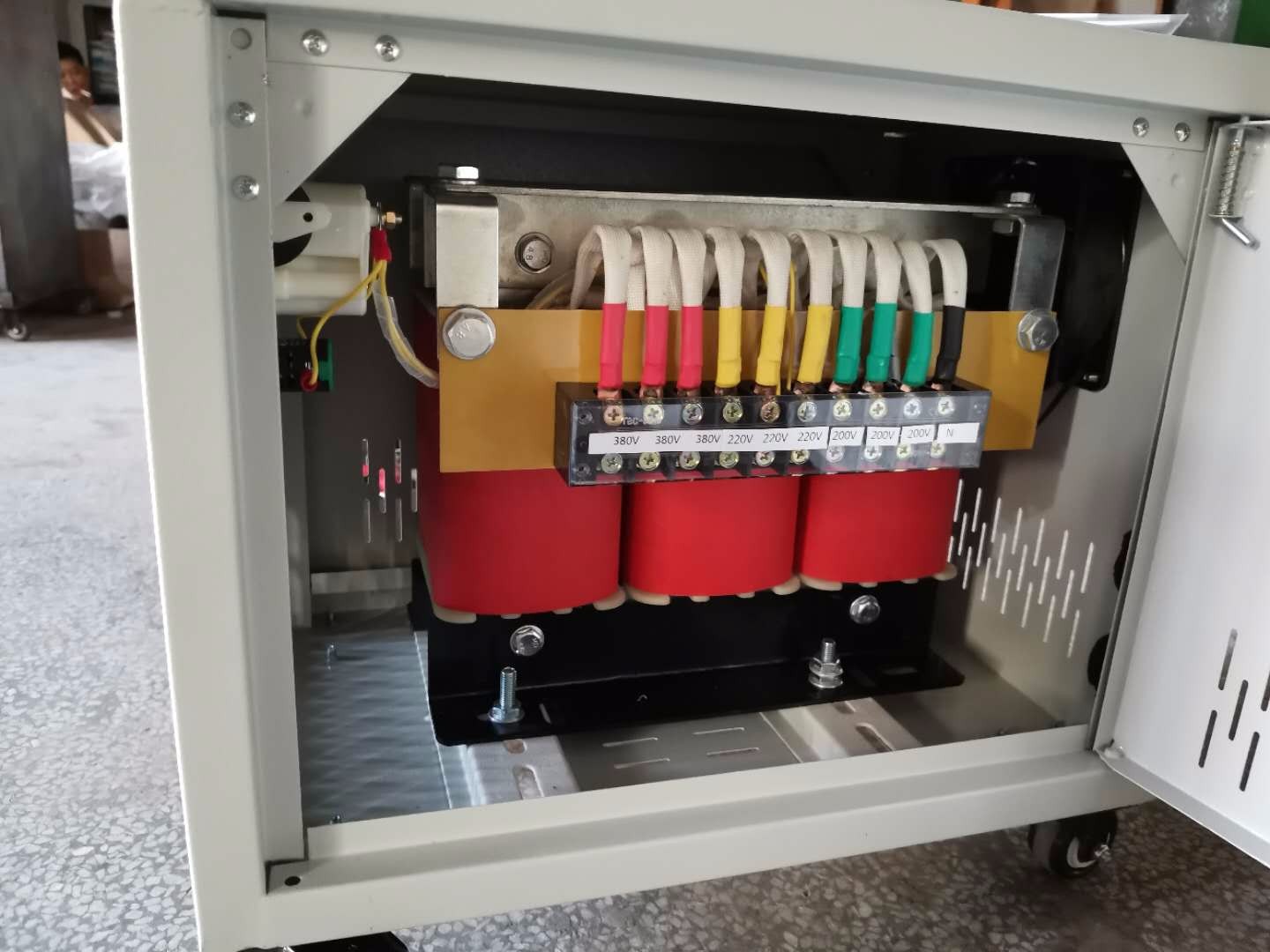 浙江380v变220v变压器贺州工厂卓尔凡变压器