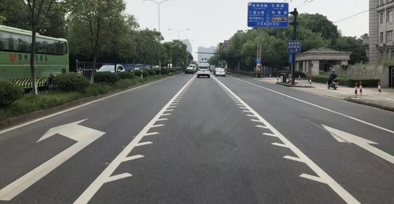 可变车道怎么走不违章_湖城"可变车道"亮相!怎么走?速看!-csdn博客