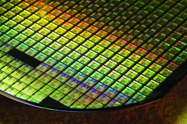 AMD意外泄漏下一代APU信息AMD意外泄漏下一代APU信息