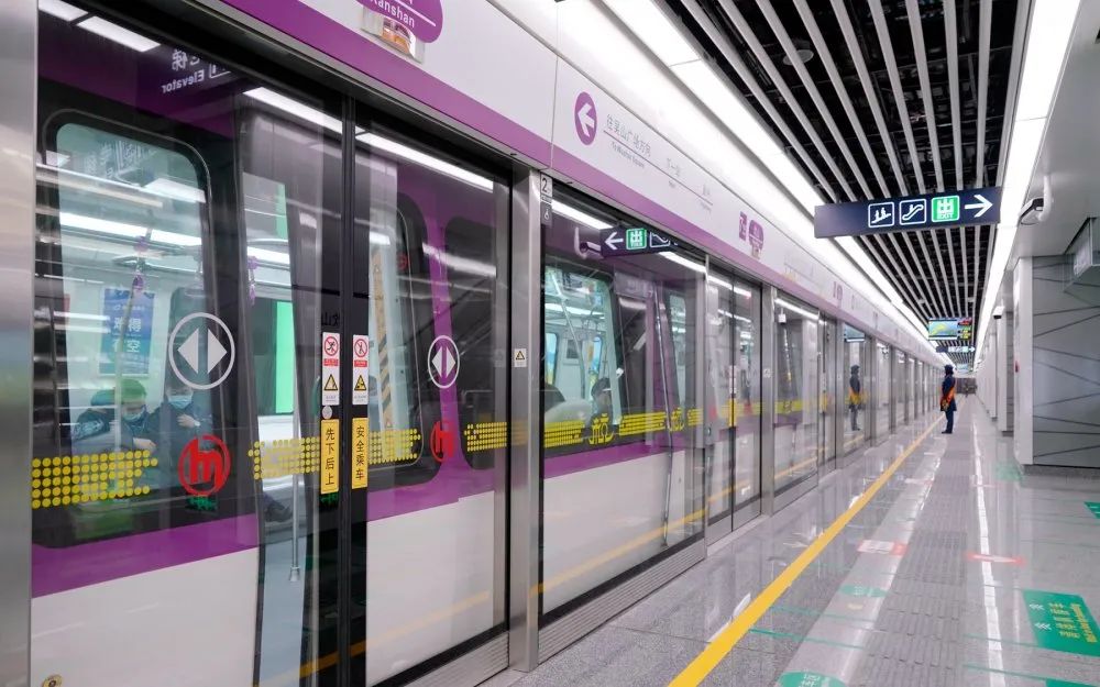 地铁7号线坎山站,新港站瓜沥文广站记者带您走进其中换乘车站5座设 19