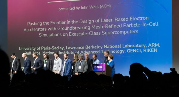2022年戈登·贝尔奖授予等离子体加速器突破研究