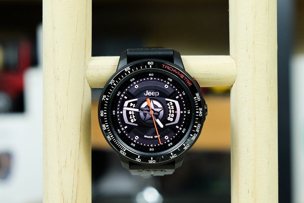 实现多方通话替代手机首选jeep智能全境界f02腕表评测支持插卡通话