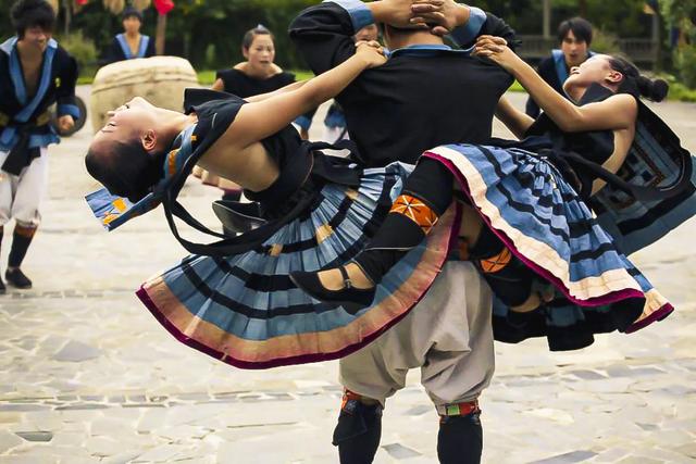 贵州瑶山古寨旅游产品设计_贵州再添一处国家4a级景