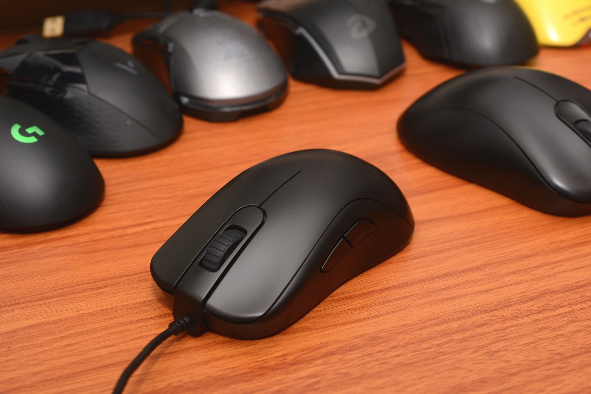 左手鼠标方案zowie新出的s1到底是什么样的鼠标