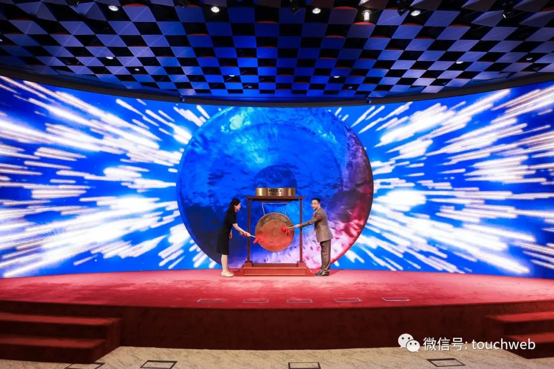 友宝港股上市募资15亿市值108亿港元奈雪与商汤是基石投资者