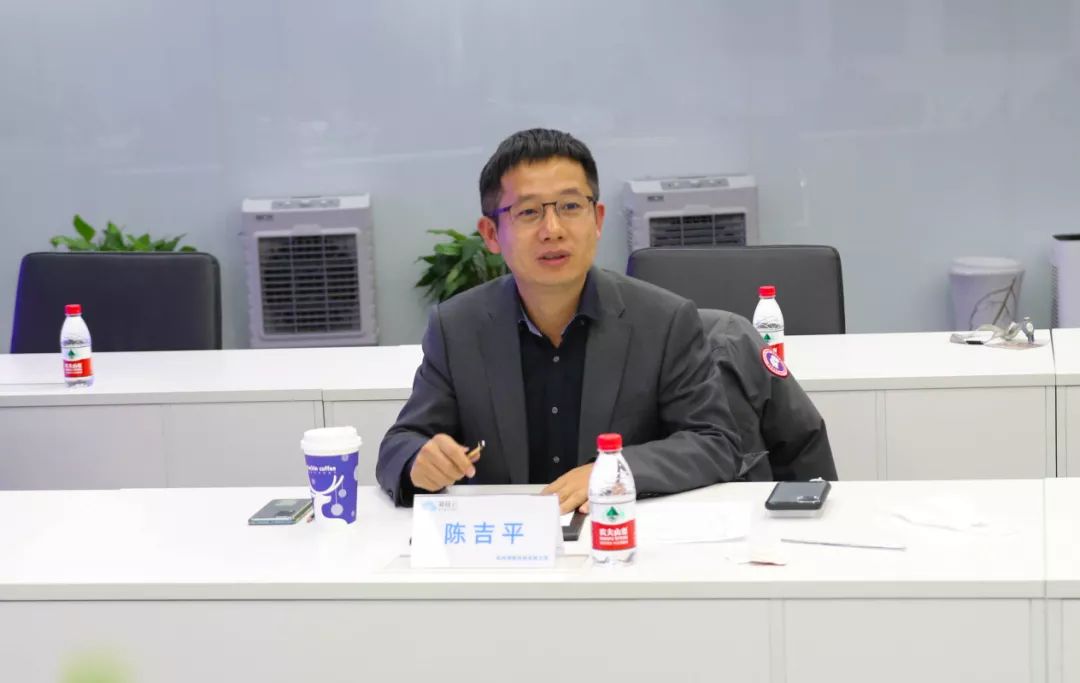 袋鼠云与中航金网达成战略合作，成立信创大数据联合实验室