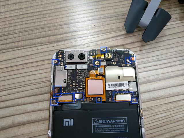 小米5x小米5x仔细更换屏幕继续认真使用