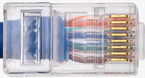 图 5：RJ45 Cat5e 电缆压接完成。