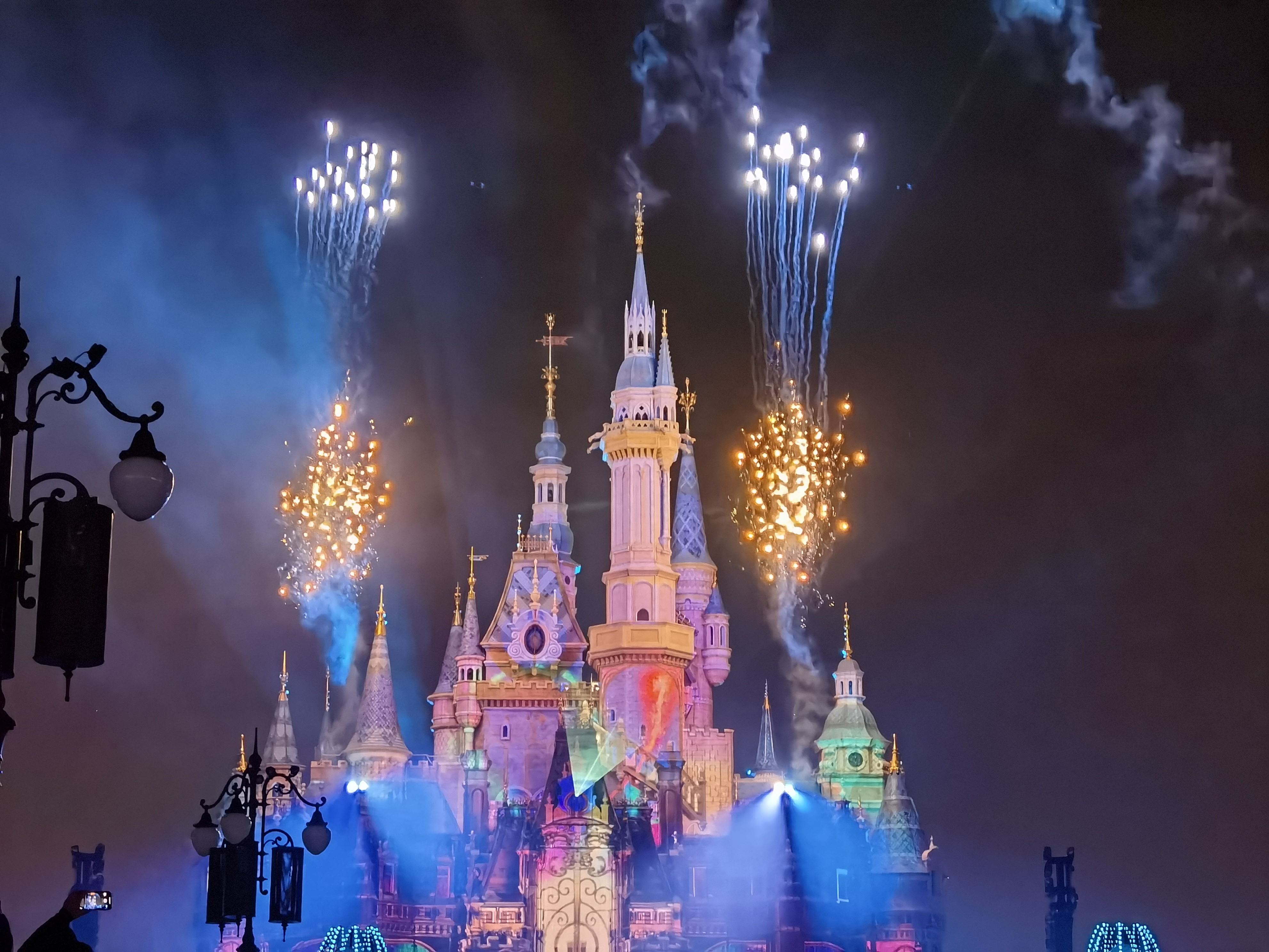 迪士尼推出11万美元豪华套餐 可巡游全球12座乐园