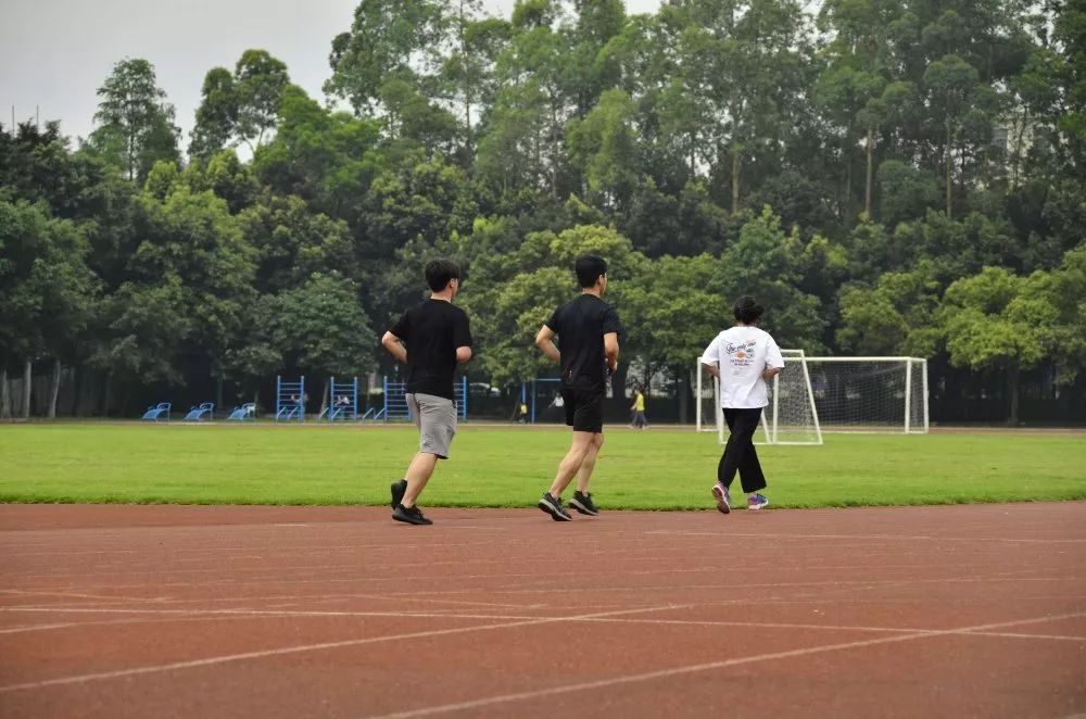 高德地图记录跑步轨迹_我和我的祖国—— 2019电商学院学生校园跑步月