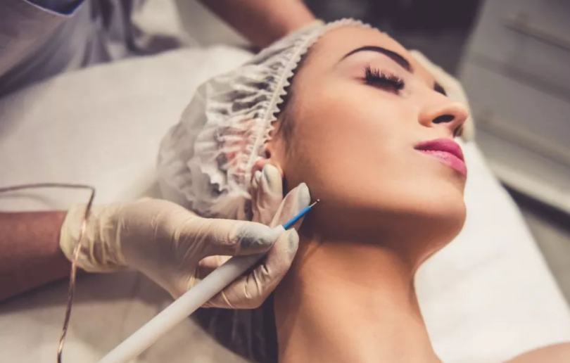 新氧在"看脸的时代"用精细化运营赋能医美产业_颜值