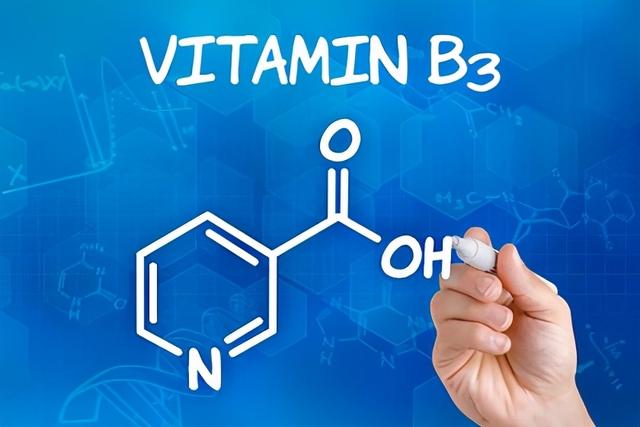烟酰胺(英文名:nicotinamide),又叫作尼克酰胺,是烟酸的酰胺化合物,也