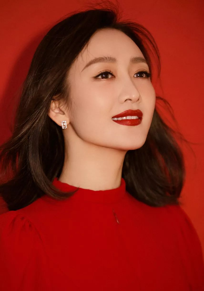 ndr4108贴片晶振是多少频率王鸥自爆一口美牙是假的女明星到底有多少