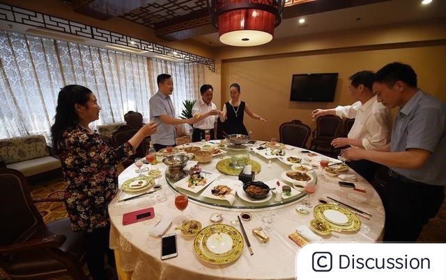 在祝贺提拔的饭局上当众敬酒,别说“感谢领导”,高手都懂这4点-CSDN博客