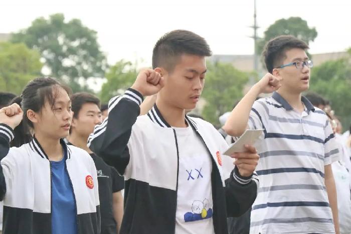 南陵萃英园2021年高考成绩查询南陵萃英园中学举行2020届高考50天冲刺