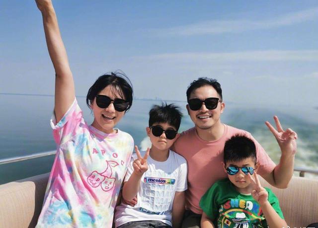 ww46008小鱼儿玄2站ww46008小鱼儿闹脾气胡可用它解决孩子的情绪接纳