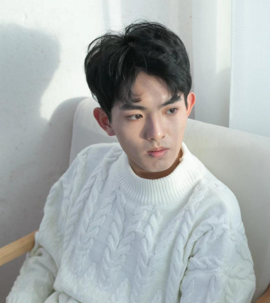 管晨皓01在过去的一年,志愿者大家庭成员使数据派th