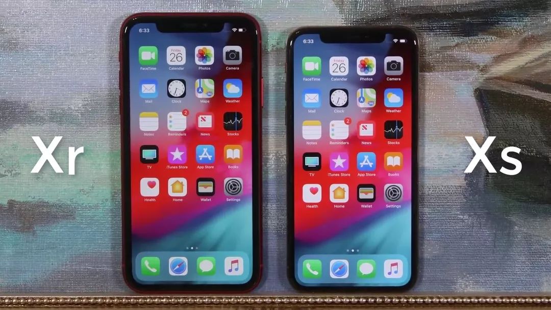 到底买苹果XS还是XR_iPhone XS 和 XR 买哪个？10 个理由告诉你 XS 更好，贵是有原因的...