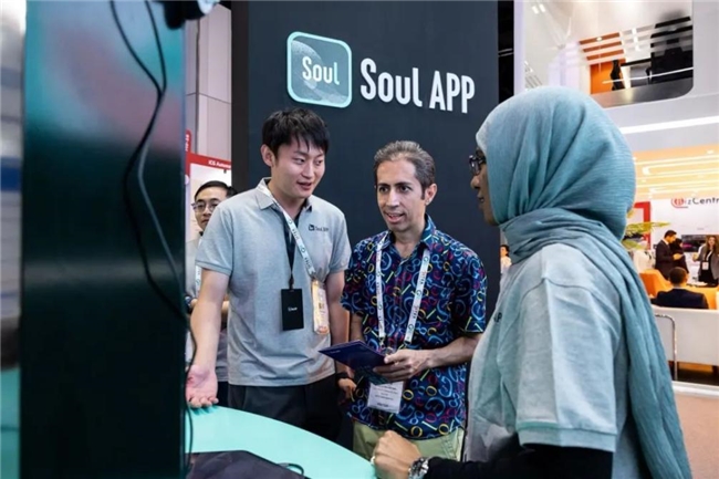 多模态大模型开启AI社交新纪元，Soul App创始人张璐团队亮相2024 GITEX GLOBAL