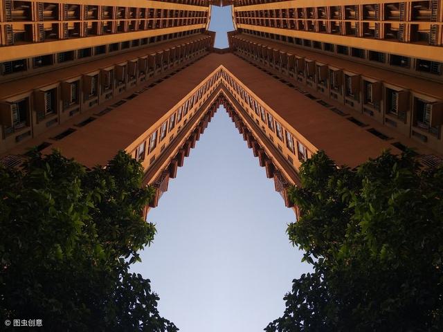 怎么将图片镜面对称摄影技巧丨如何拍摄镜面效果4个小技巧