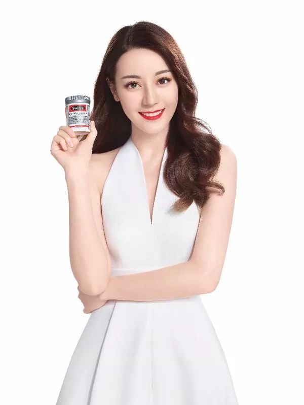 迪丽热巴代言澳洲自然营养品牌swisse