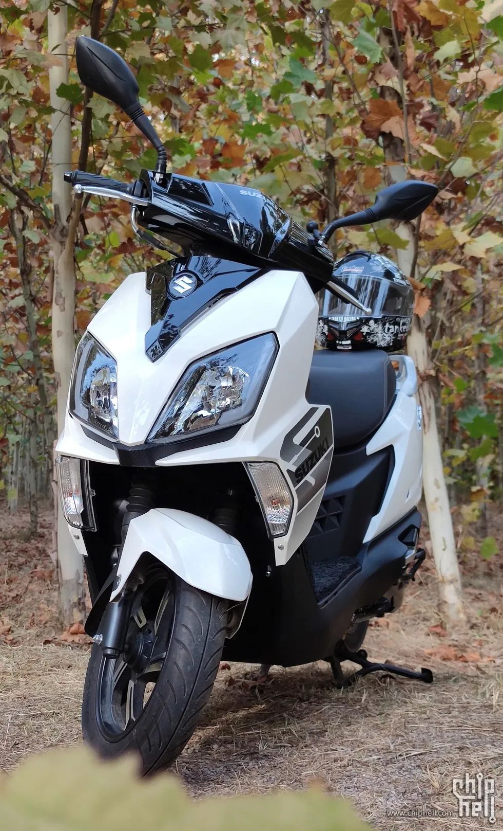 铃木uy125最高时速摩托轻骑铃木踏板系的颜值担当uy125t