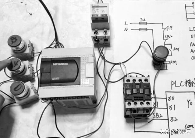 自锁时间电路plc_1篇文章，4幅图，了解PLC接线和控制图就是这么简单