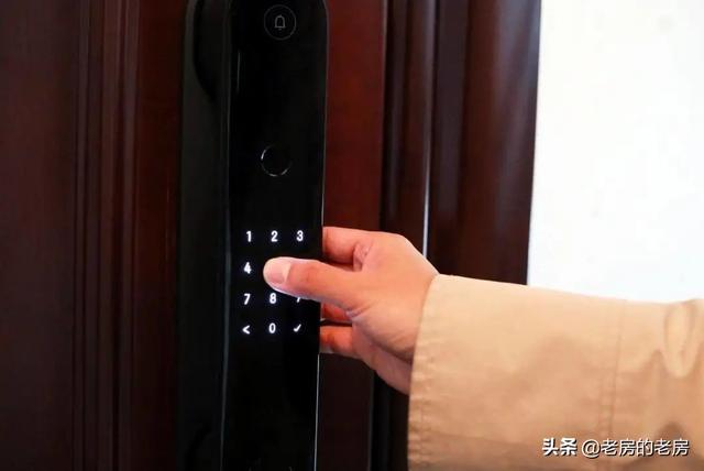 密码锁哪个是门铃 8bbf68488c1bb5db214063970af60bd9.png