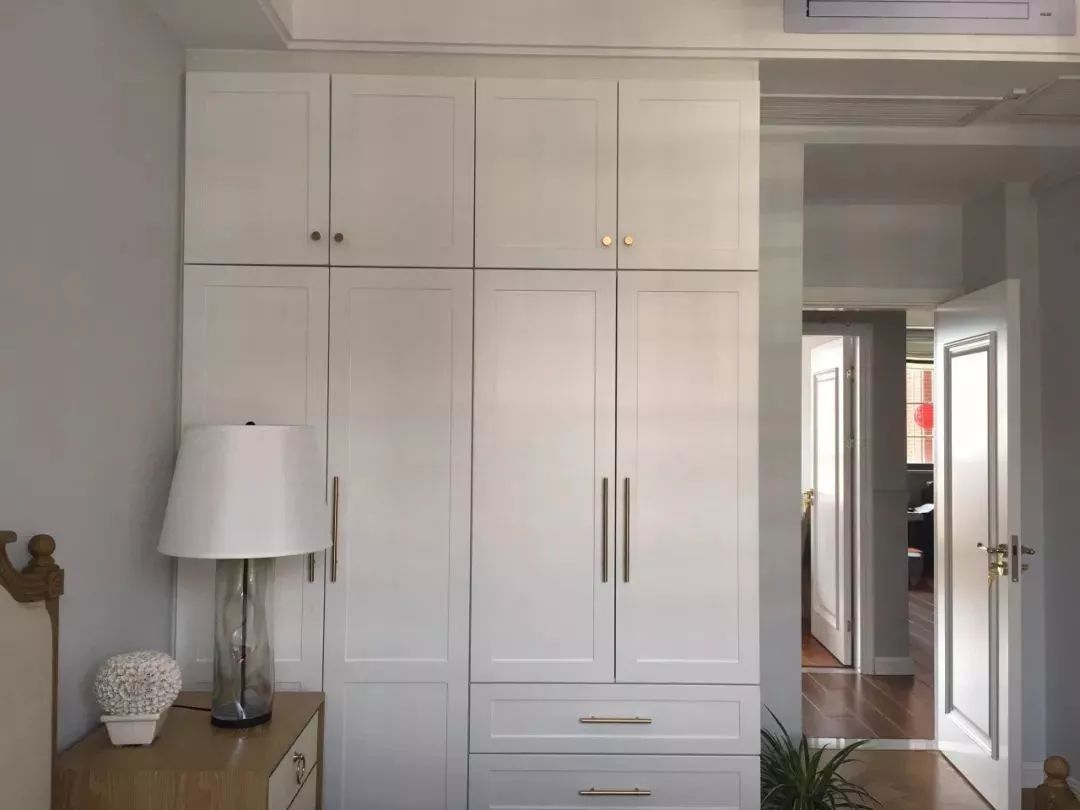 抽屉效果装修效果图丨卧室衣柜效果图衣柜带抽屉实用翻倍