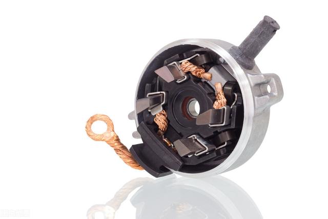 还有用万用表测量振动器用指针式万用表的rx1q档(数字式万用表的